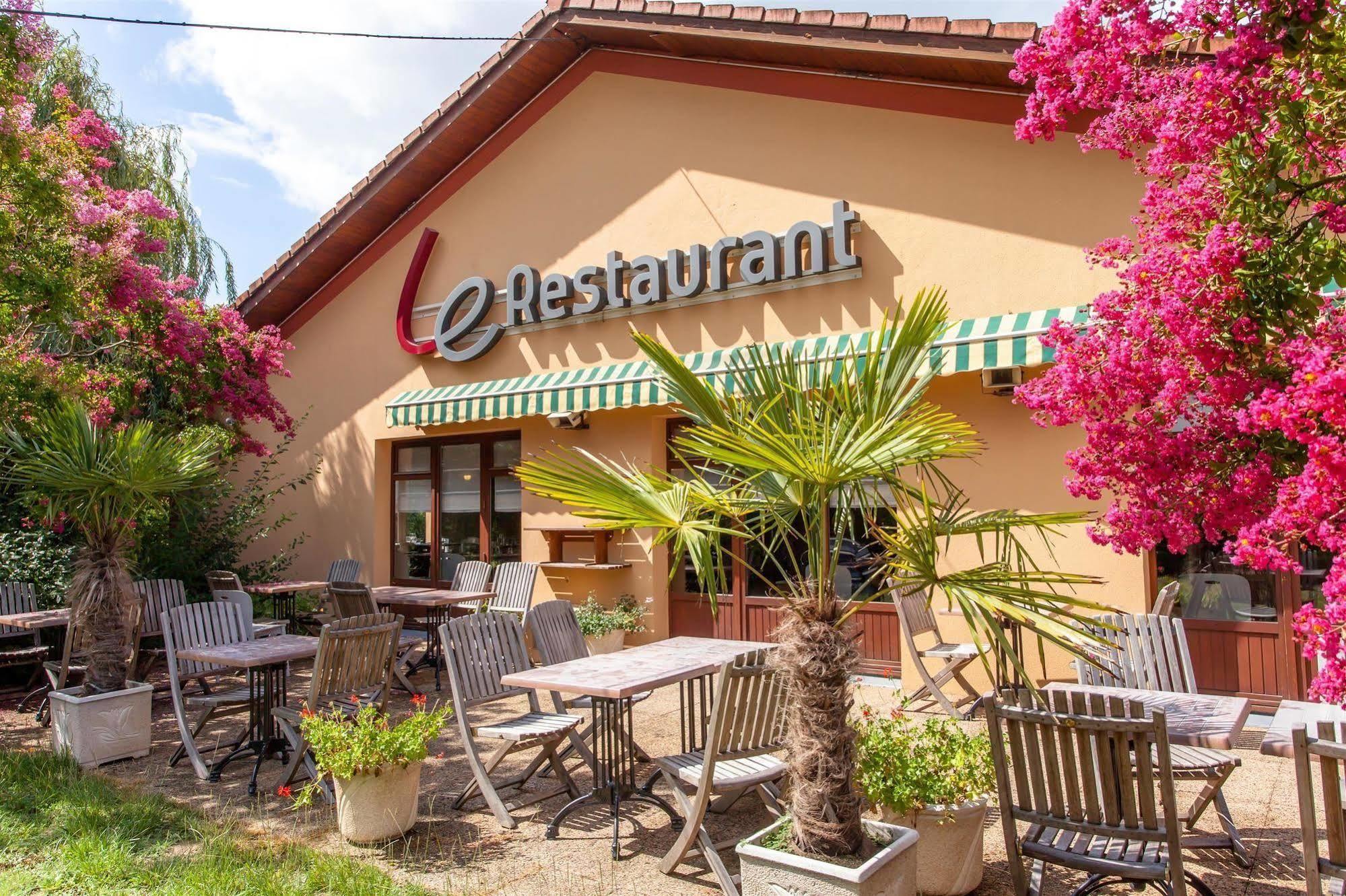 Kyriad Montauban Sud - Albasud Buitenkant foto